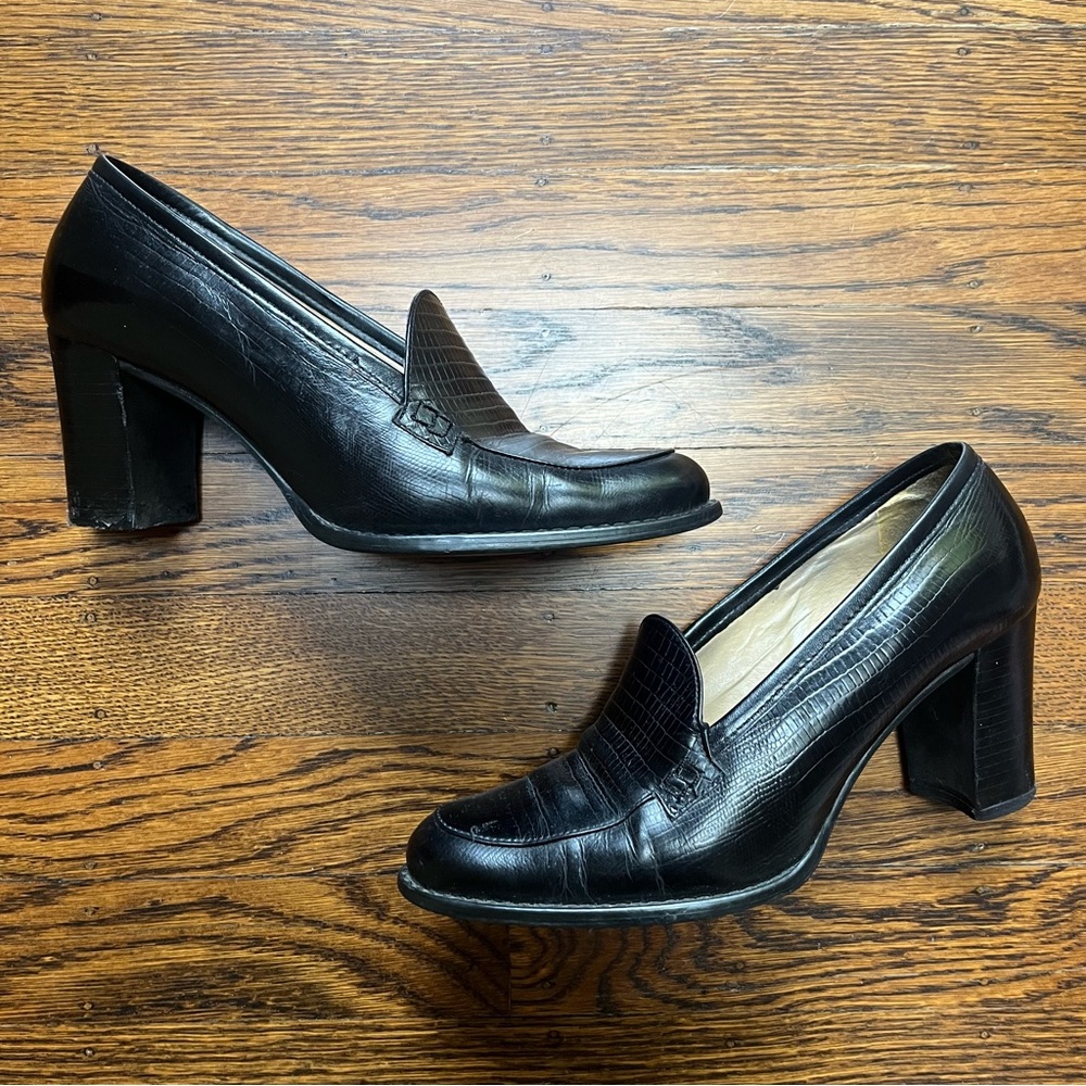 5/$15 Nine West Black Heeled Mules